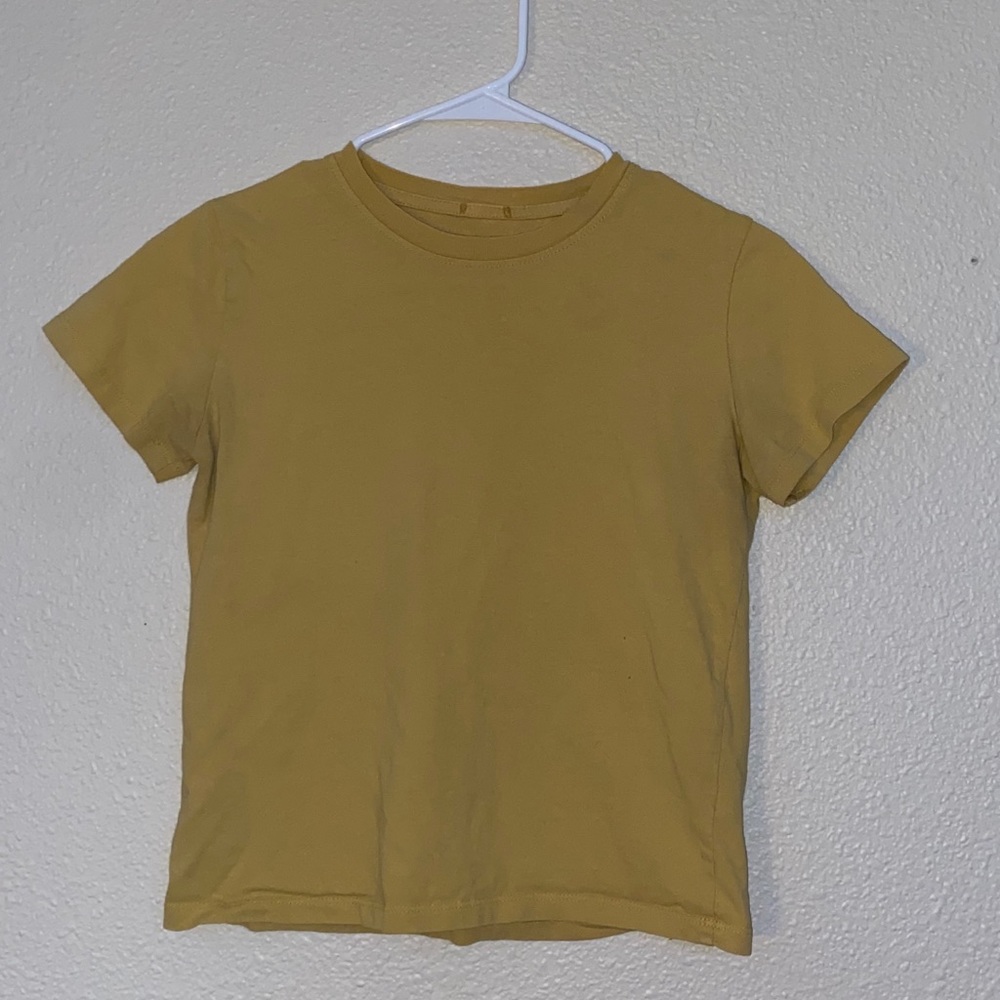 Unbranded Yellow T- Shirt ✨